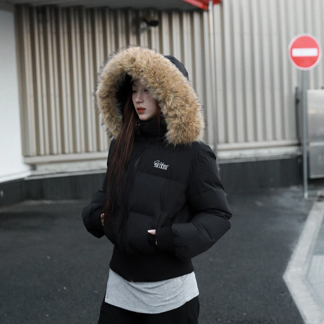 2025冬季短款毛领连帽羽绒棉服女款收腰显瘦高级感大毛领外套