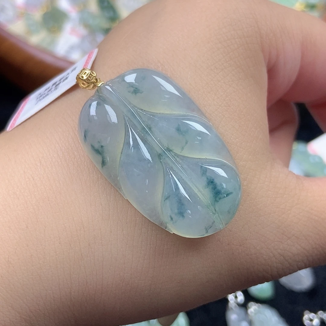 山***苒翡翠未镶嵌挂件天然