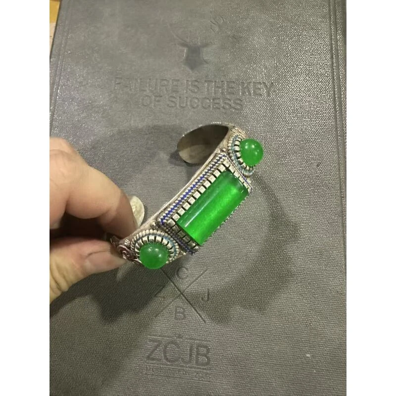 合金亚克力手镯 包装镶嵌绿珠复古手镯