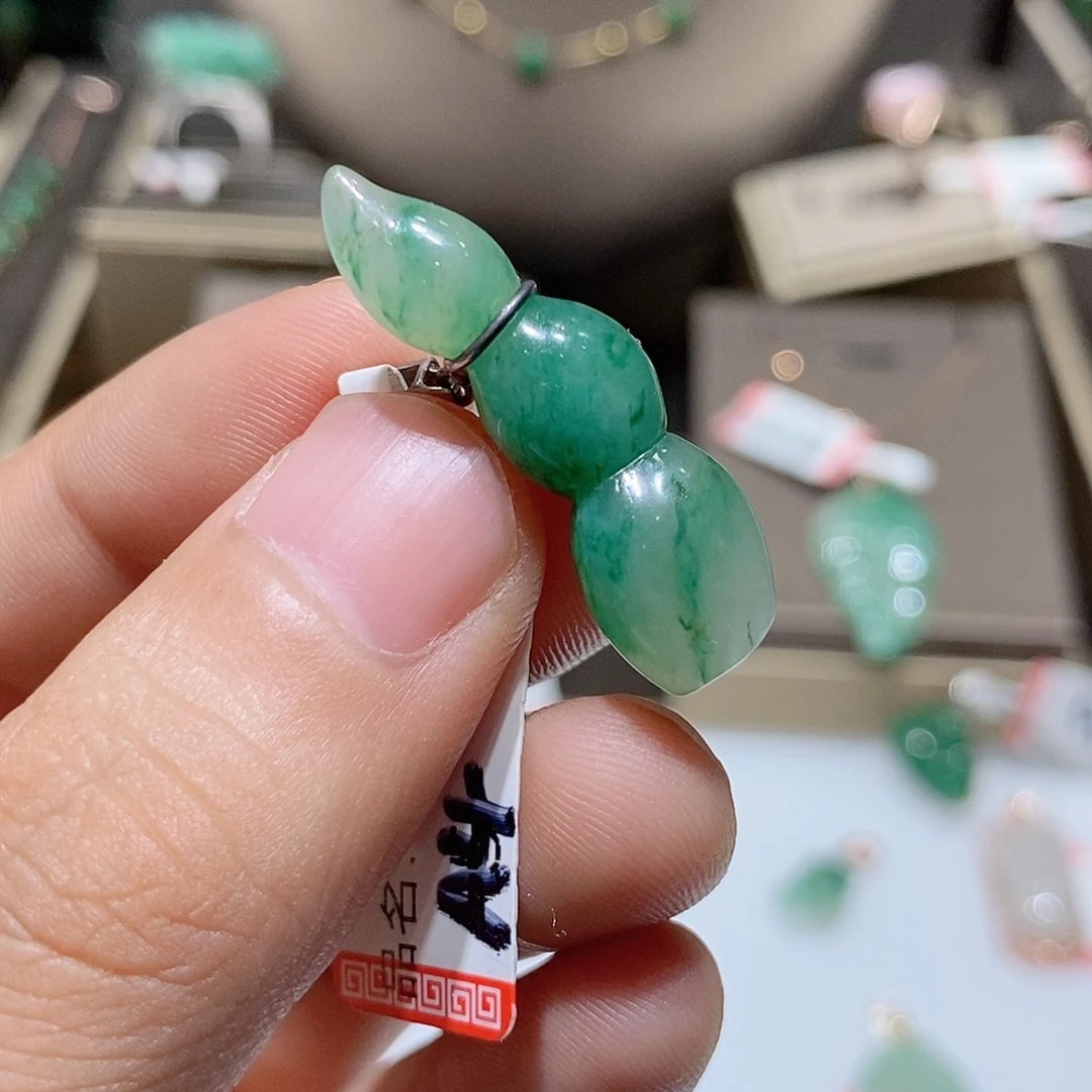 独山玉银S925镶嵌吊坠