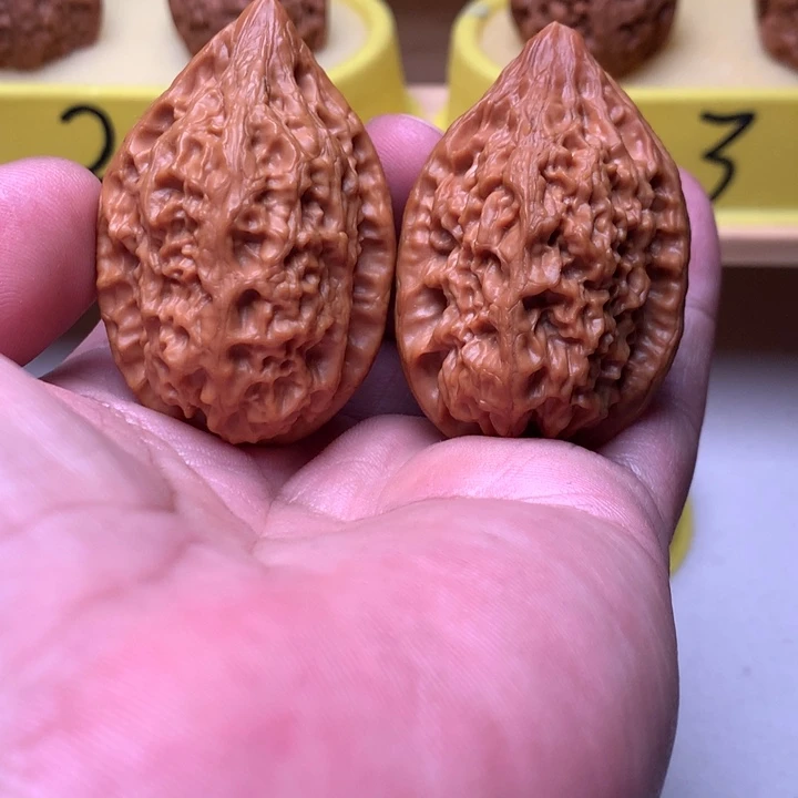 孙***^吊坠桃核沈鸡好看