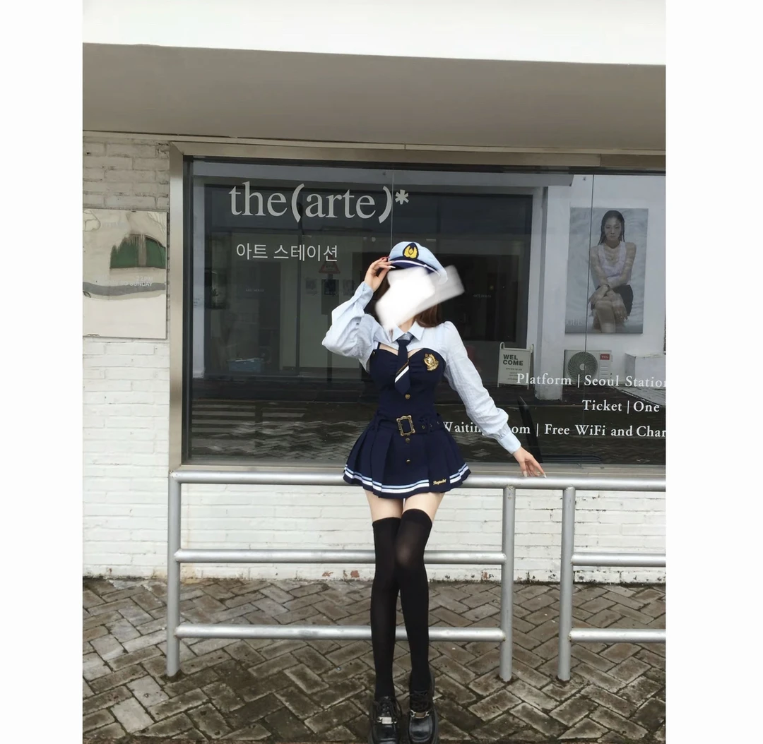 早秋收腰显瘦学院风甜美小众吊带连衣裙+衬衫上衣套装女