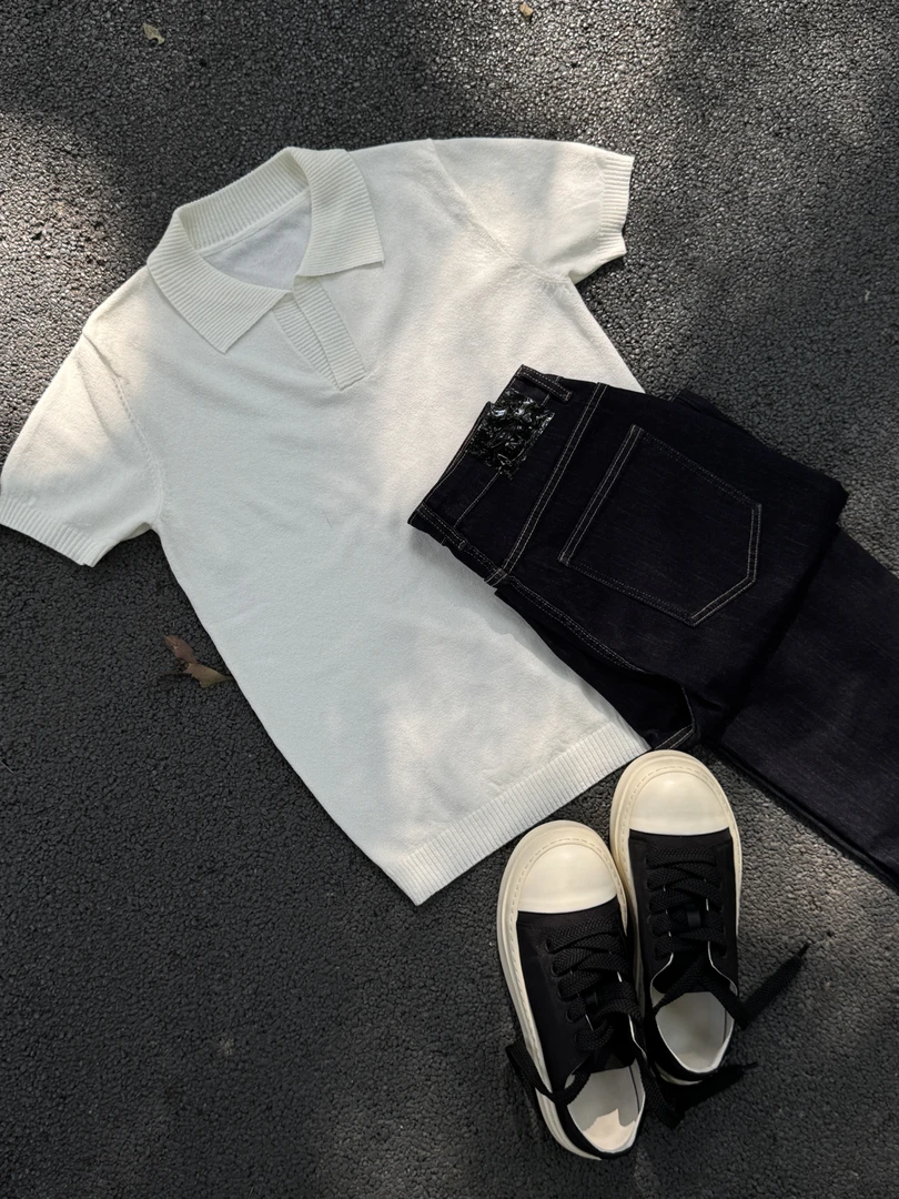 夏季简约私享老钱格调‘高级肌理感V领极简百搭POLO衫短袖T恤