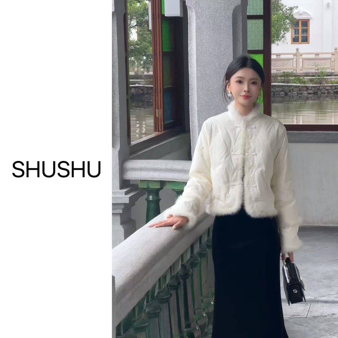 现货新款【蝶羽】新中式冬季小香风刺绣白鸭绒羽绒服