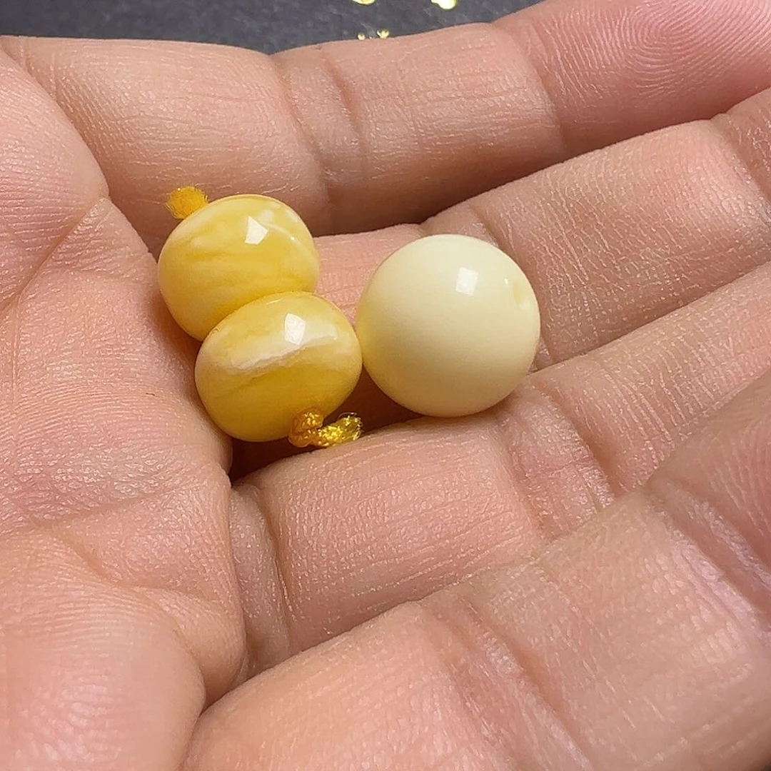 蜜蜡裸石未镶嵌天**客蜜蜡