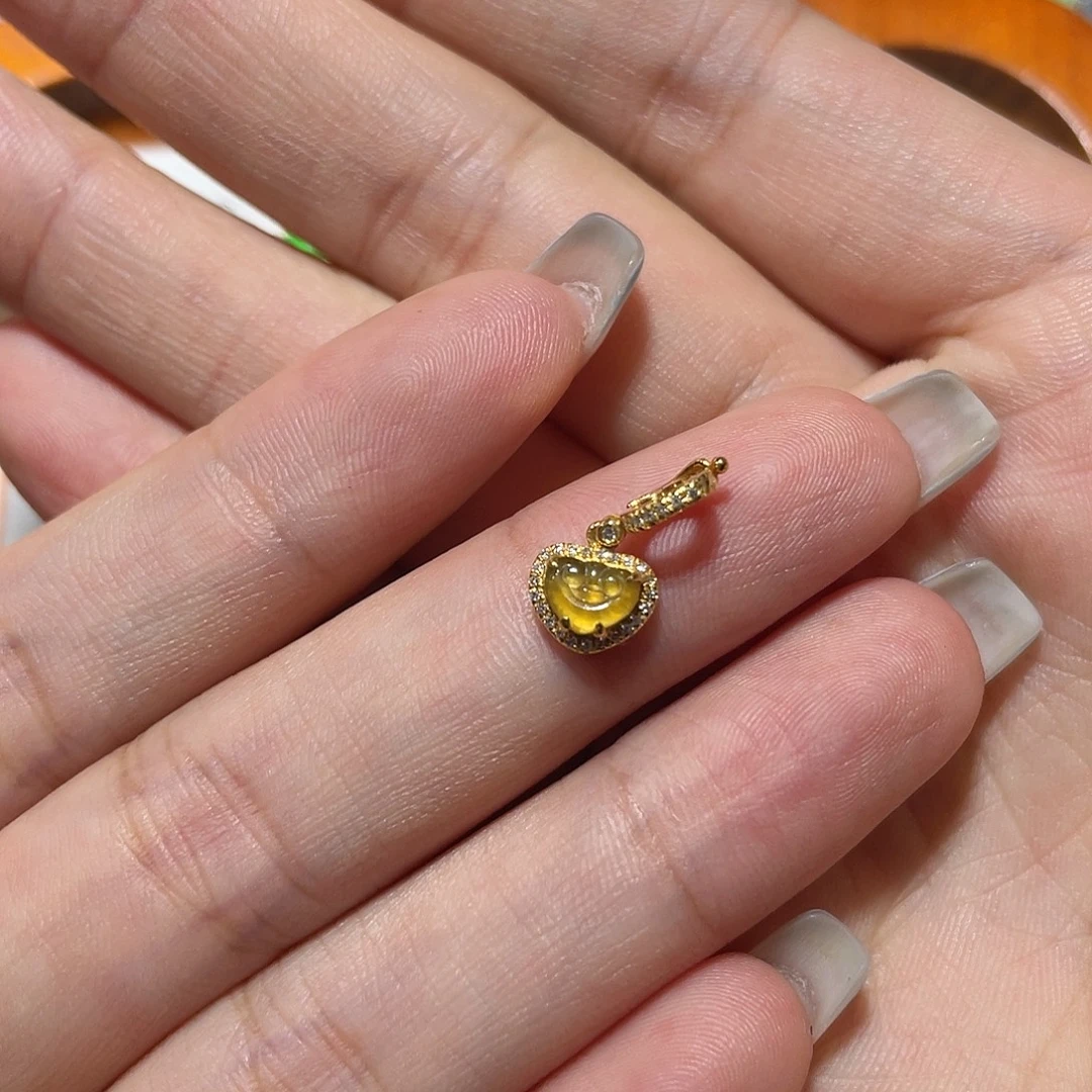 吊坠(不含链)18K金镶嵌翡翠