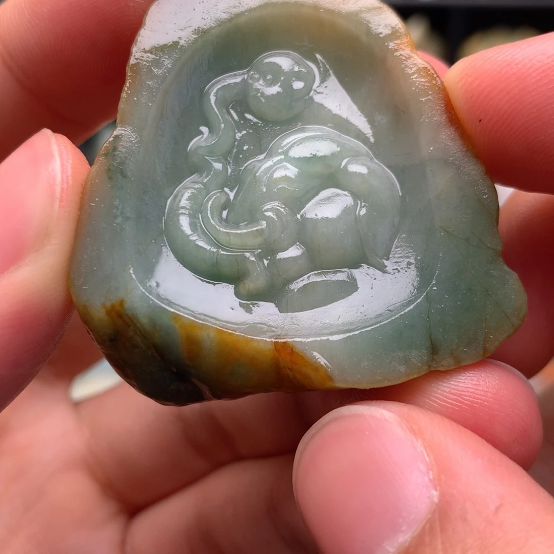 定制翡翠未镶嵌翡翠