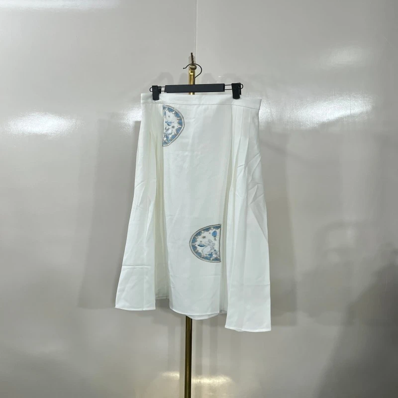 【芙娜妮轻奢】时尚品牌潮新款显瘦修身优雅气质高端女装Q2511205