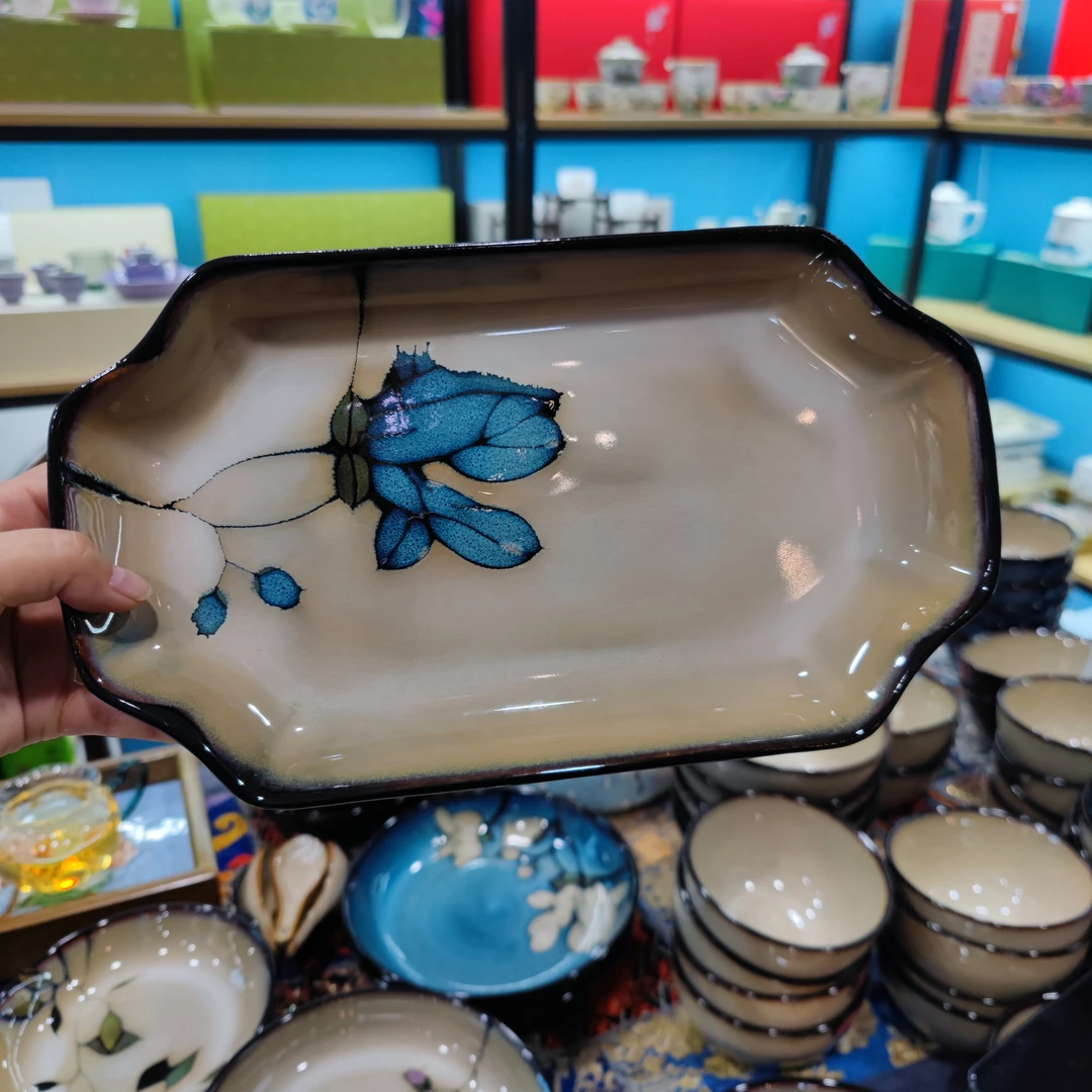 小可陶瓷鱼盘高温瓷釉下彩手绘工艺