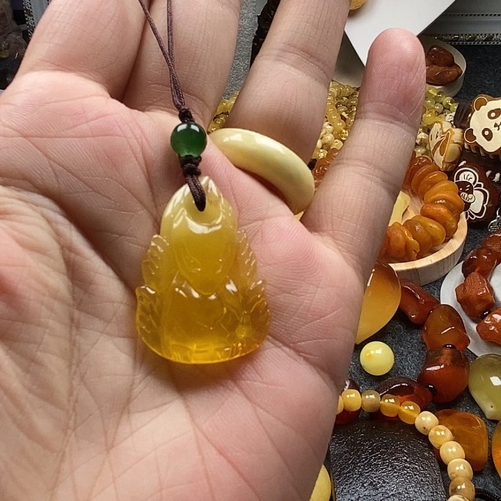 未镶嵌琥珀裸石手机挂件