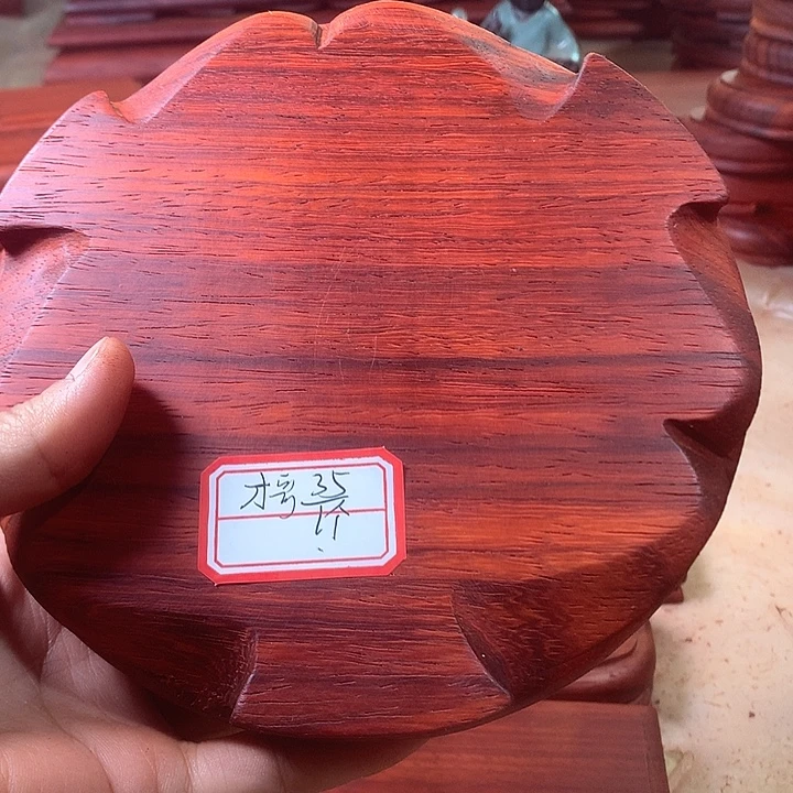 圆形的大厚一个哈哈哈