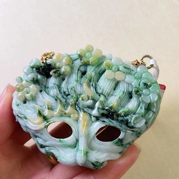 翡翠未镶嵌颈饰五***挂件