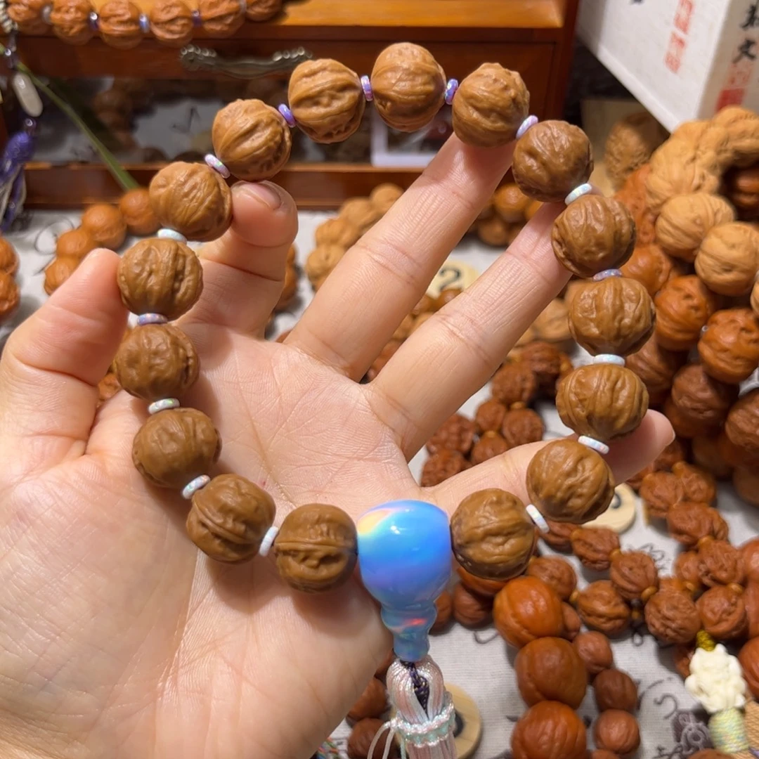 *****桃核吊坠小赤龙八棱