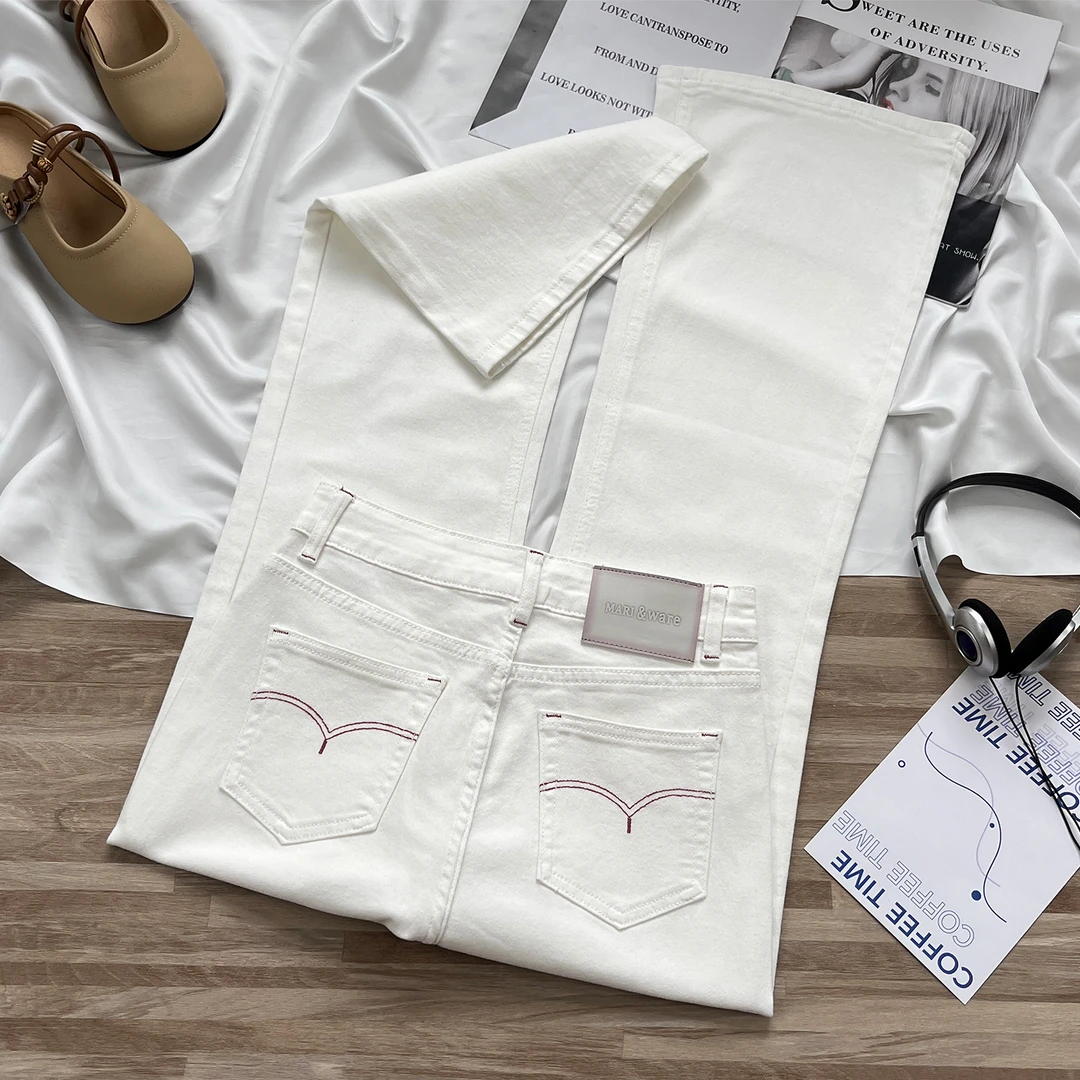 瘦腰小秘密！白色微喇牛仔裤女秋季2025新款高腰显瘦九分喇叭裤子