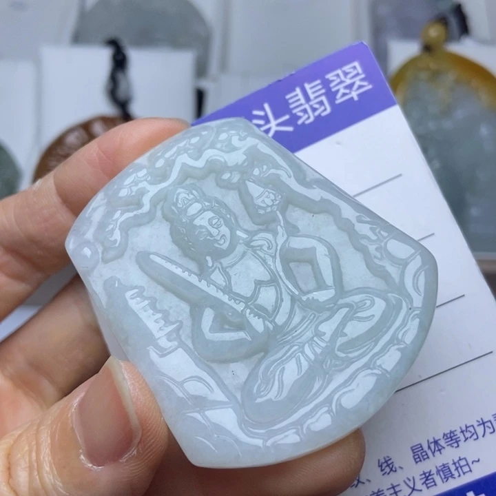 翡翠把件未镶嵌翡翠