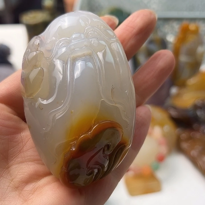 玛瑙/玉髓颈饰未镶嵌