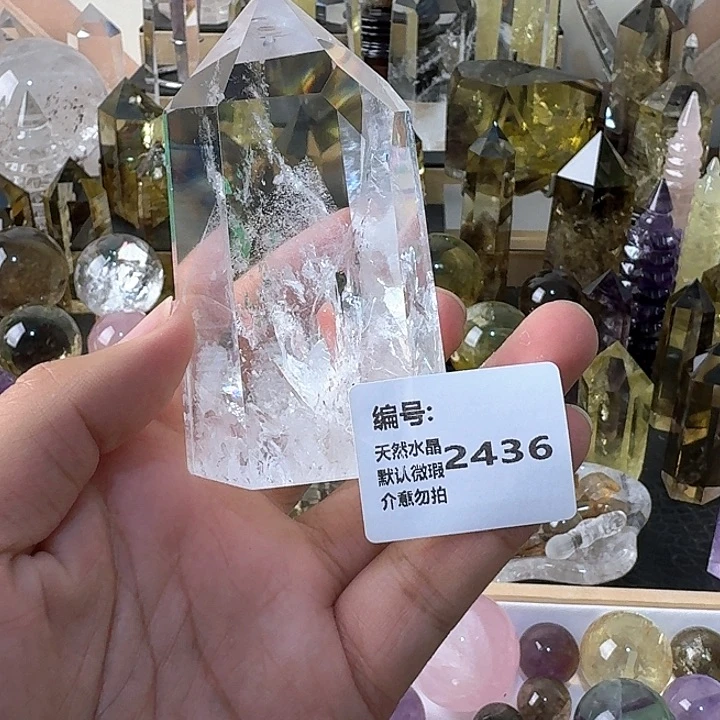 未镶嵌颈饰水晶雄*柱