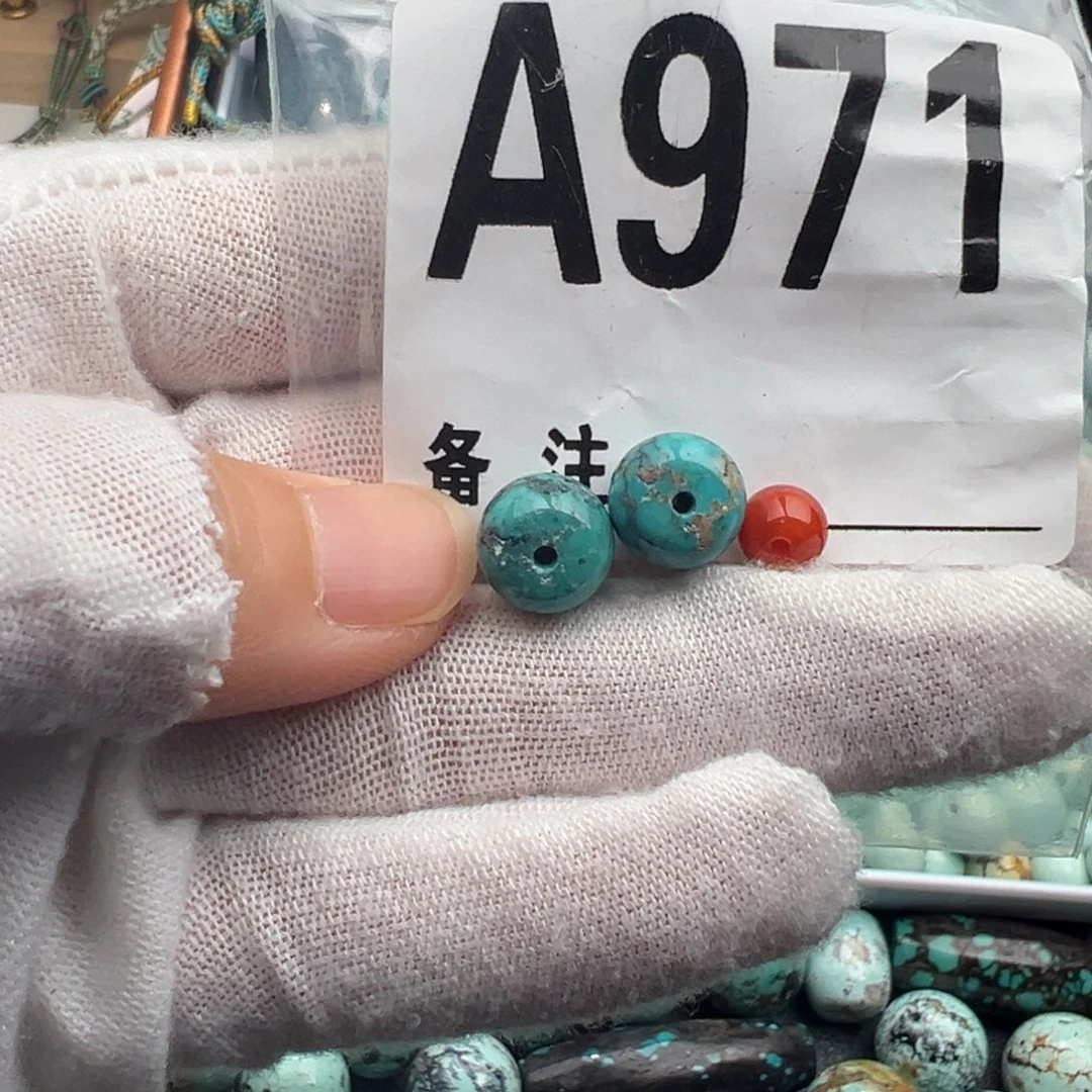 未镶嵌卡9网花老型一对南红玛瑙