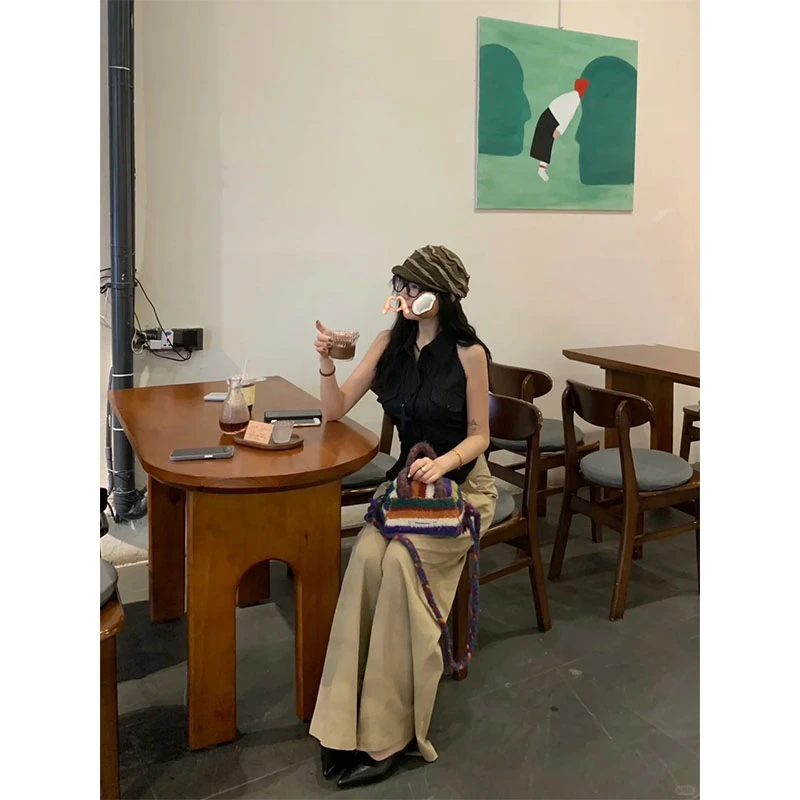 慵懒风修身简约显瘦穿搭无袖V领上衣2025夏季休闲宽松直筒长裤女