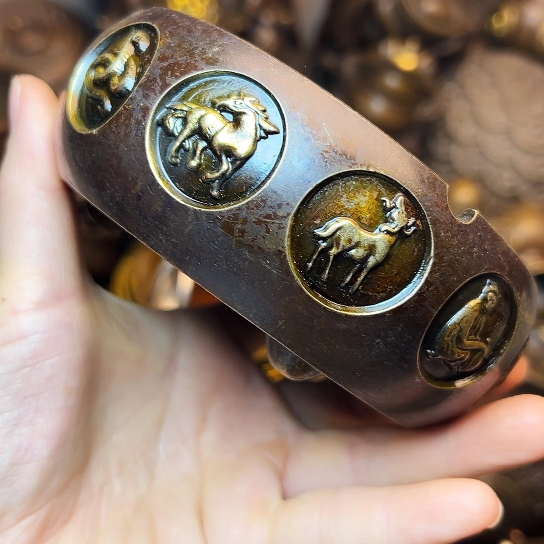 精美铜器工艺品等