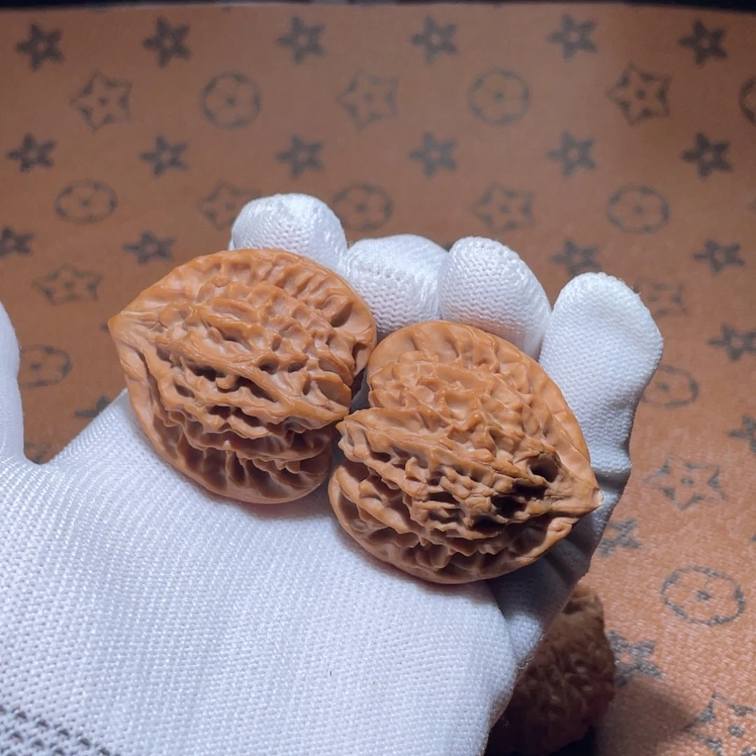 文玩核桃吊坠39龙门涧