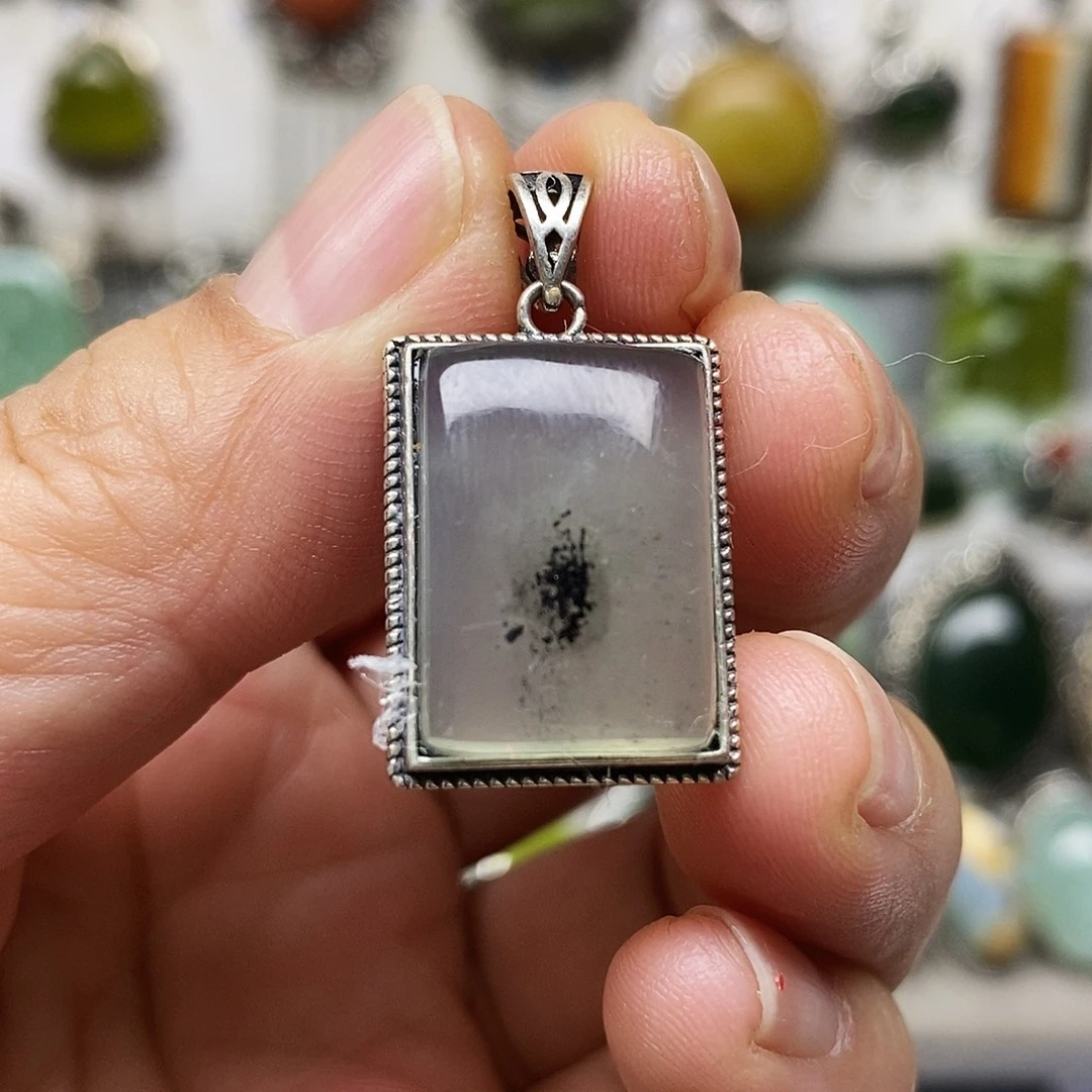 蛇纹石玉银S925镶嵌吊坠