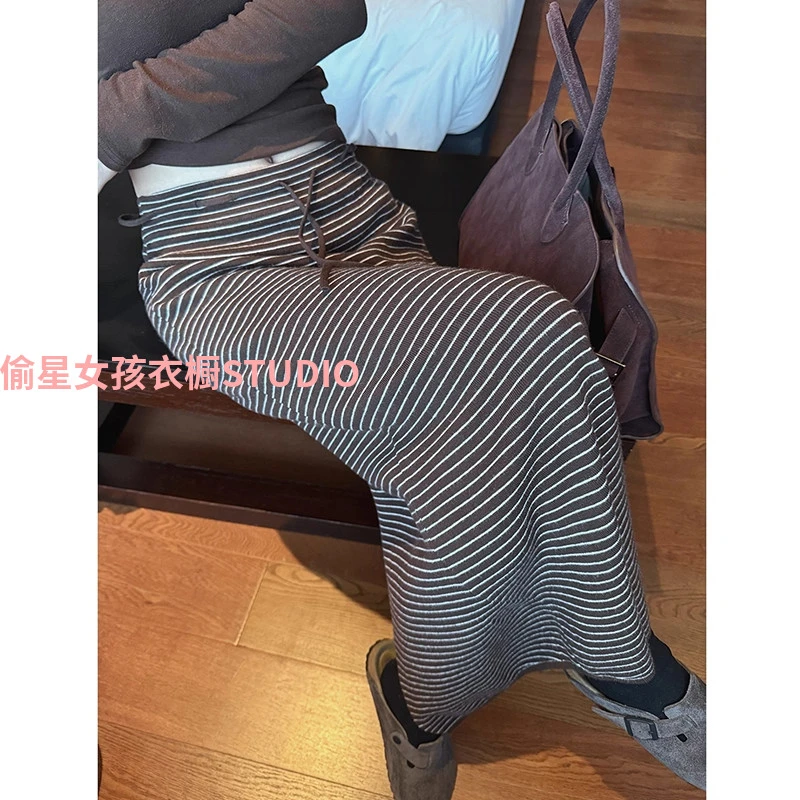 慵懒风抽绳条纹针织半身裙女秋冬休闲气质直筒开叉垂感包臀a字裙