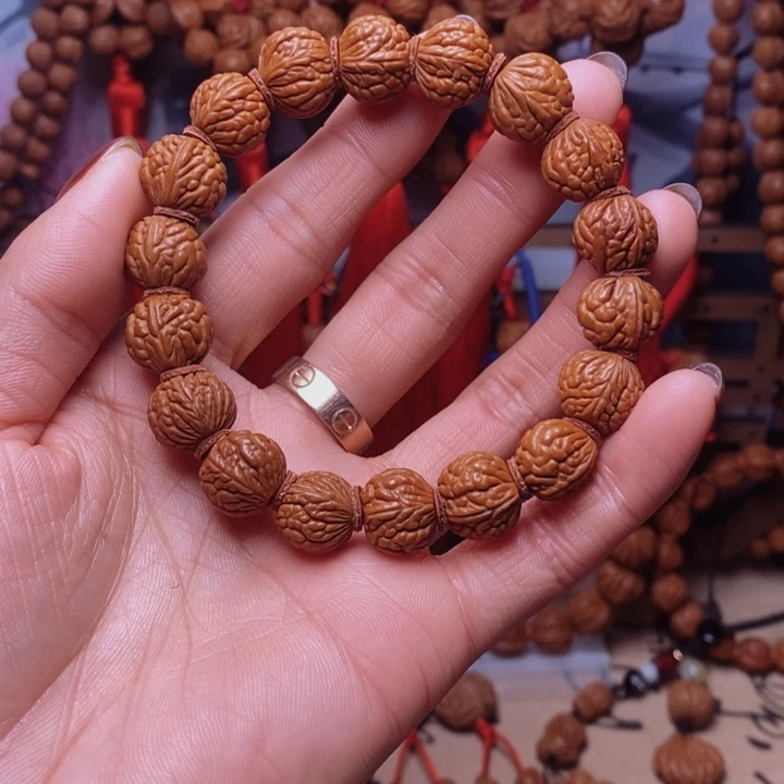 桃核吊坠龙纹桃枭