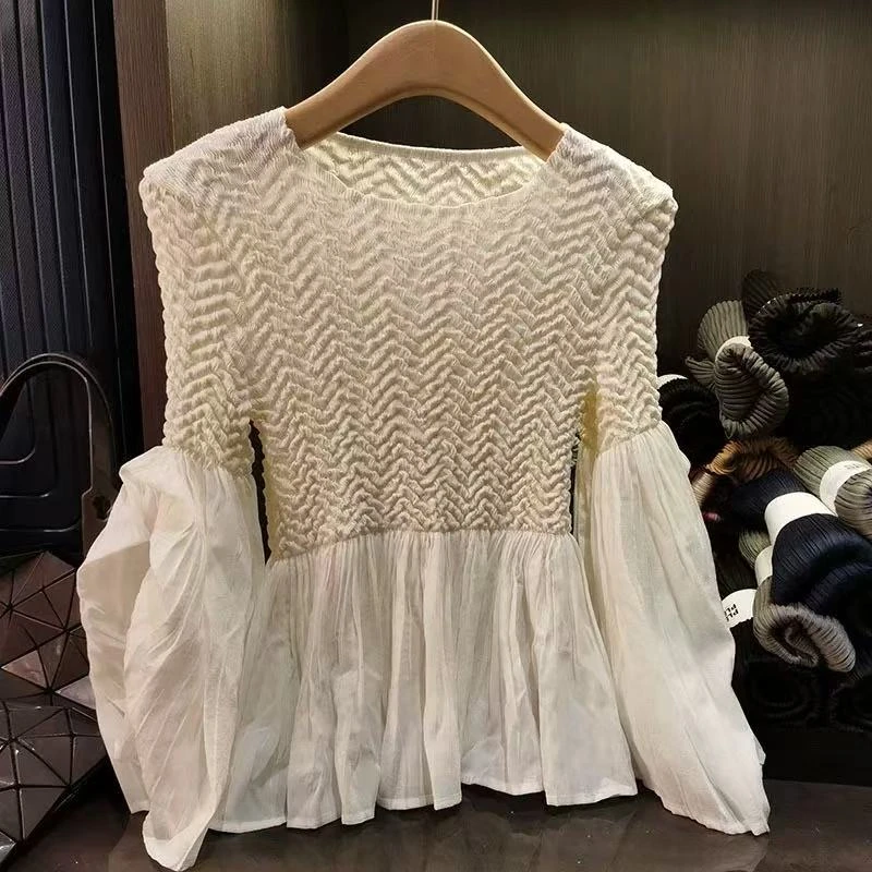 三宅高级感洋气褶皱上衣女春夏新款时尚高档大码宽松设计感小衫