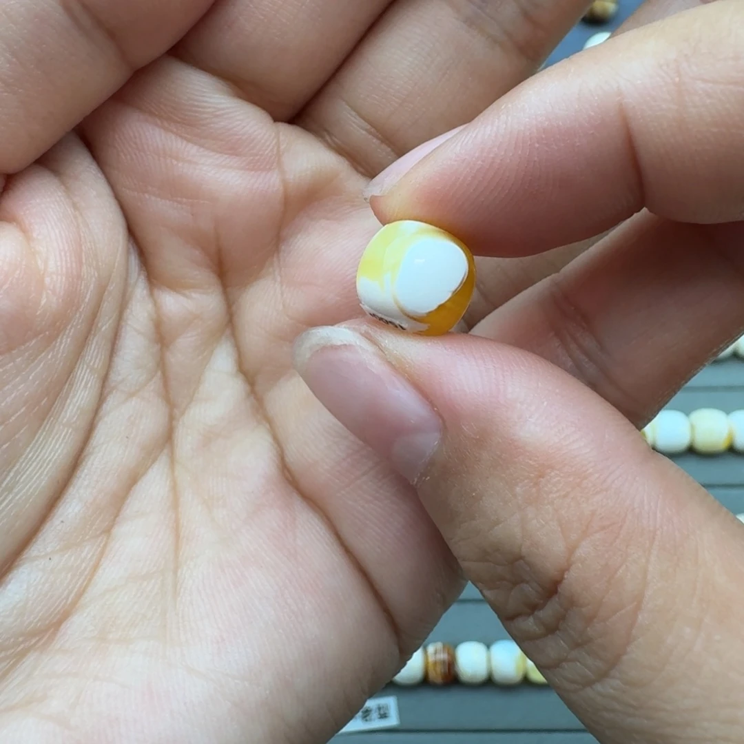 琥珀未镶嵌裸石10加老型