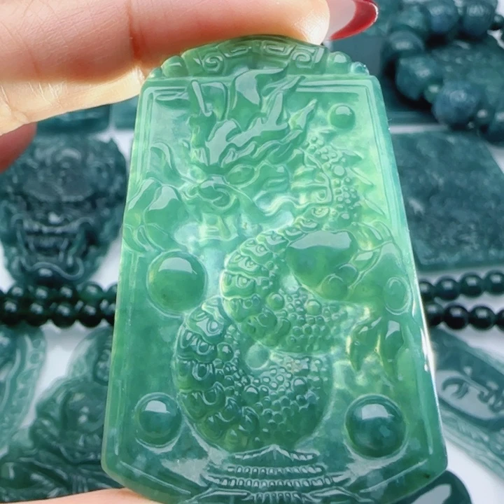 翡翠未镶嵌颈饰多样性发货天然A货翡翠