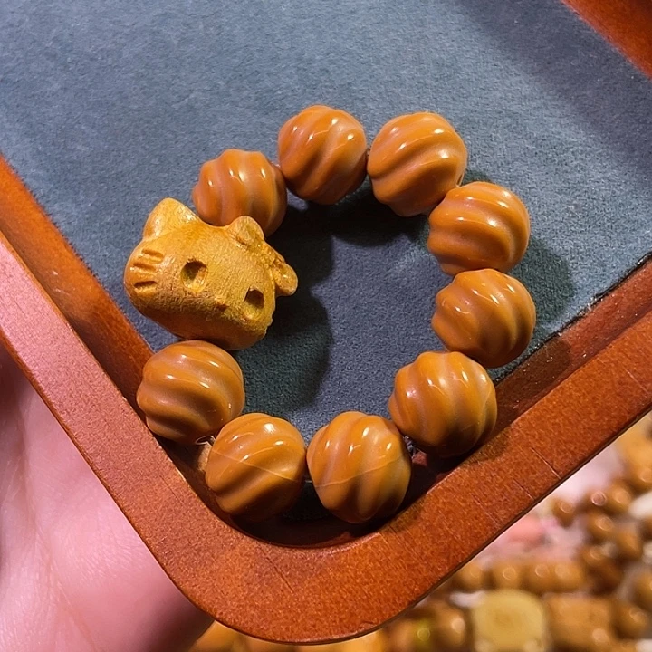 吊坠猴头核桃扭扭猫头