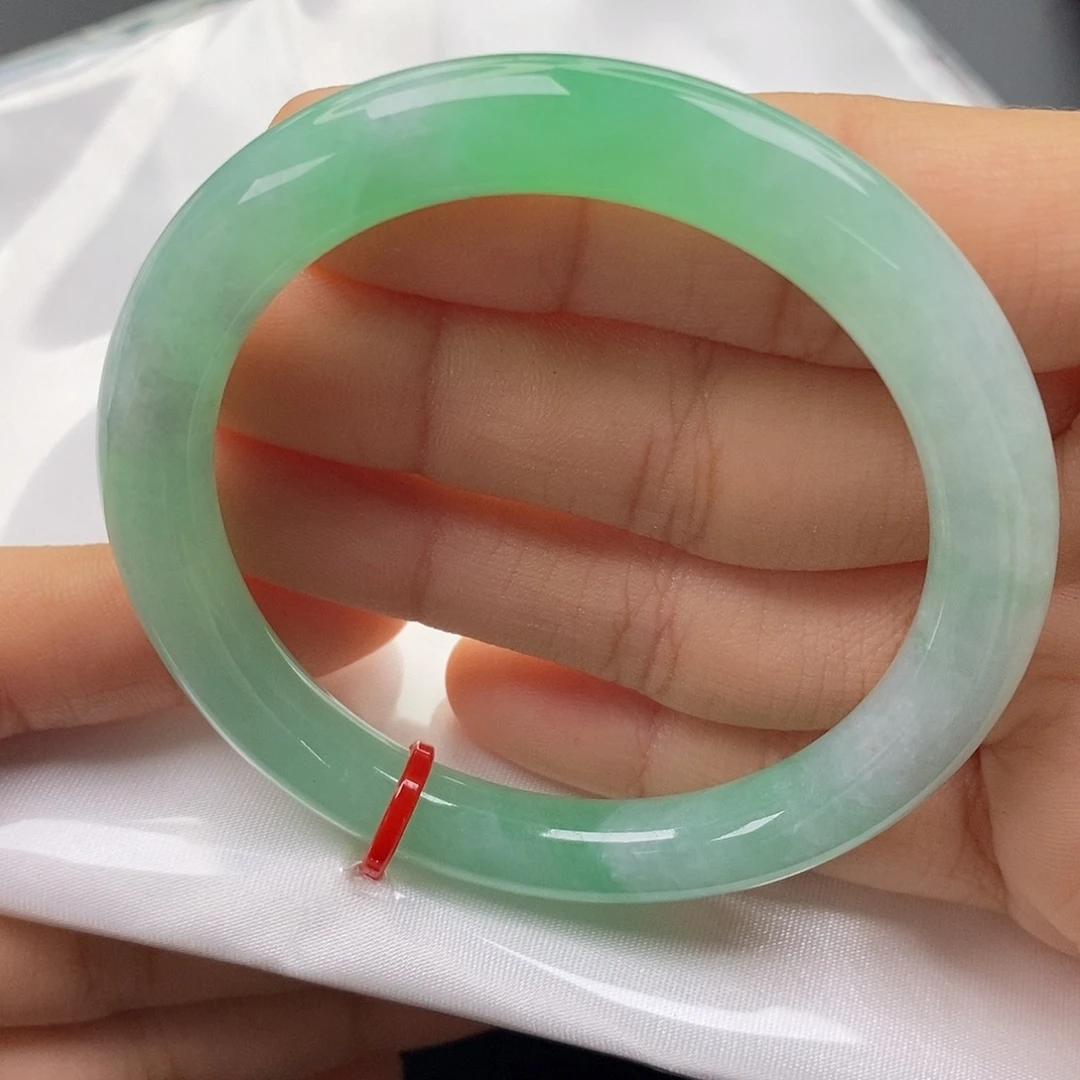 翡翠未镶嵌手镯（圆镯）5152圈