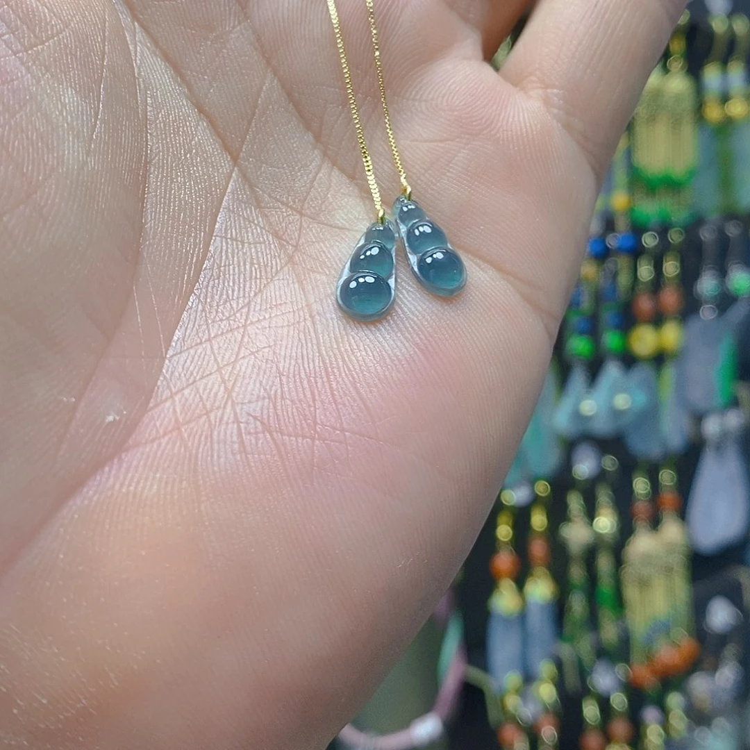 未镶嵌翡翠耳饰翡翠