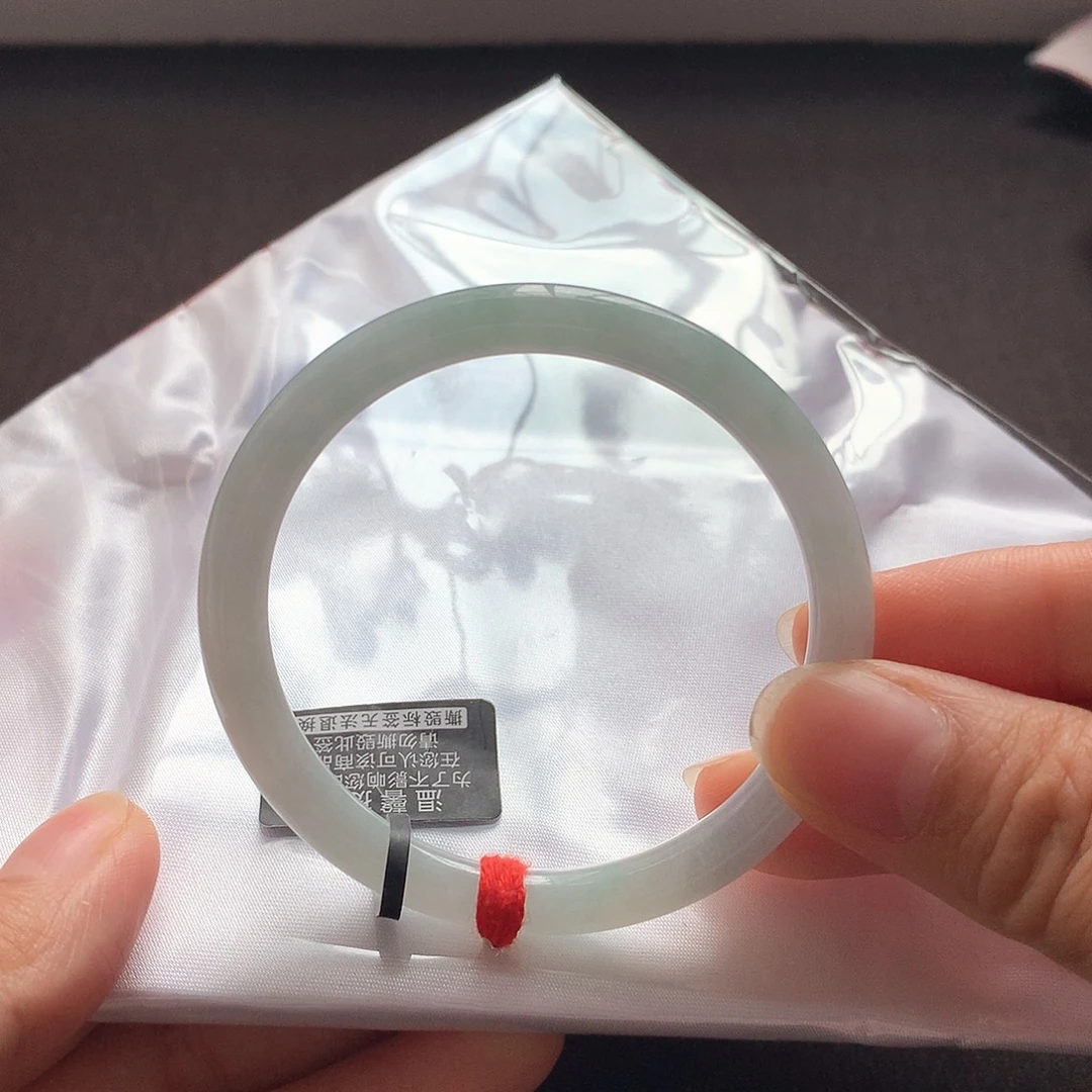 翡翠未镶嵌手镯51➕圆条