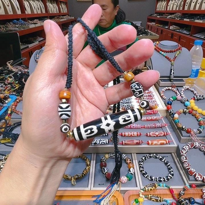 未镶嵌玛瑙/玉髓珠宝奇石