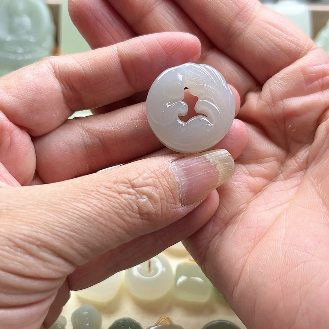 和田玉挂件未镶嵌