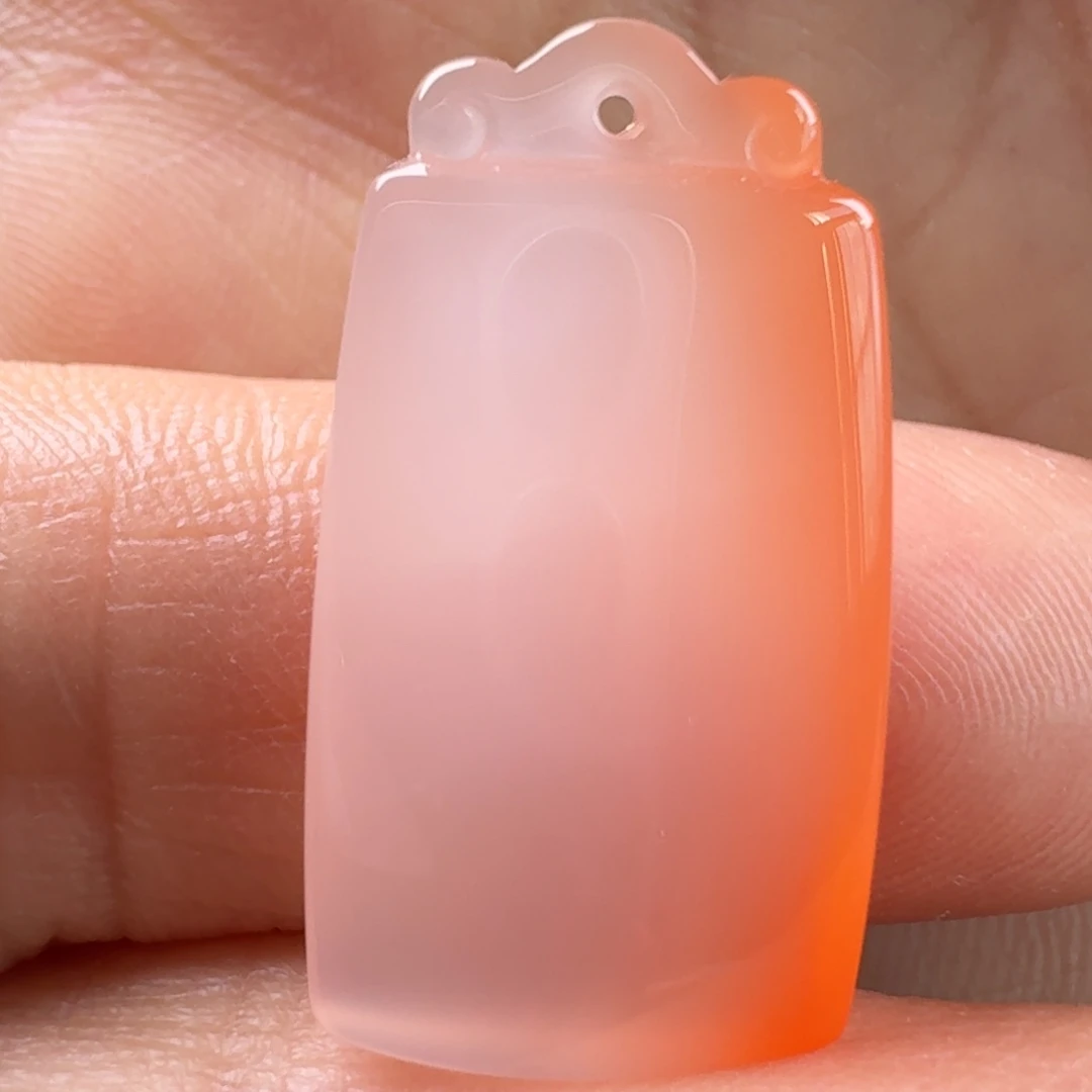 南红玛瑙未镶嵌冰飘无事牌