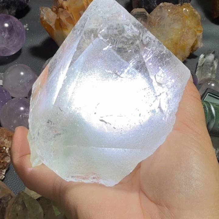 居***危未镶嵌珠宝半成品水晶