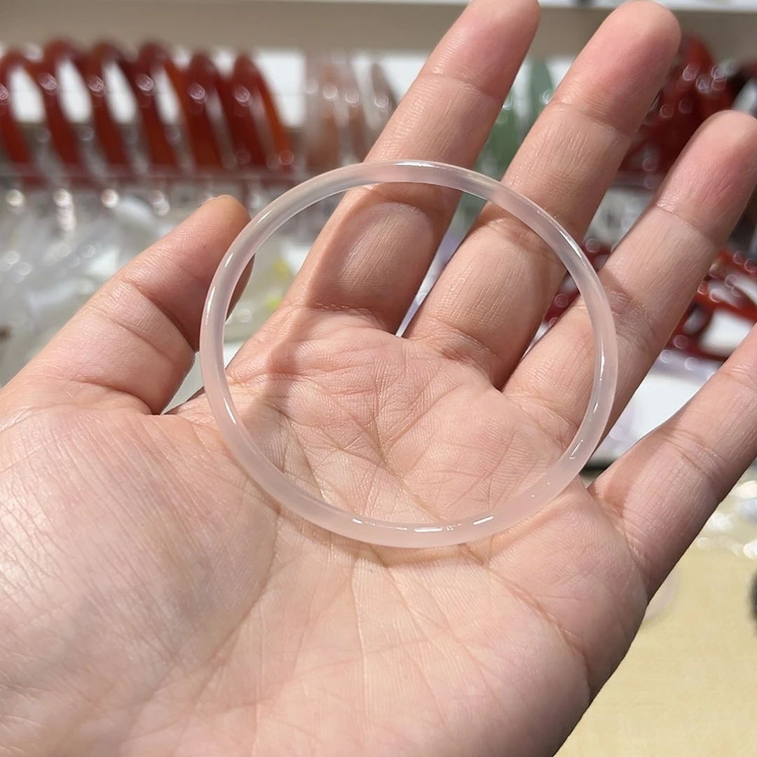 玛瑙/玉髓手镯未镶嵌丹*?