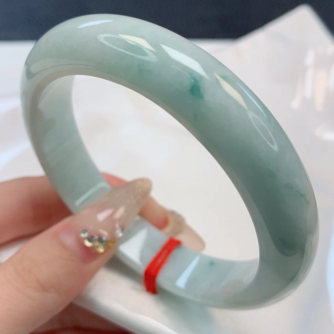 【闪购商品】翡翠手镯未镶嵌59圈