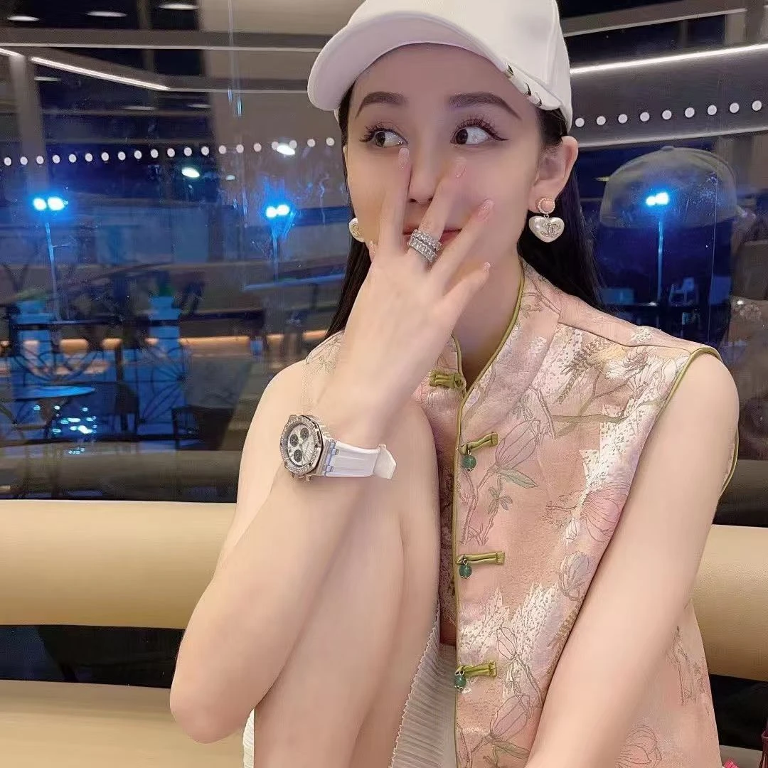 2025新款唐装女国风新中式马甲上衣改良版年轻款春夏旗袍马夹坎肩