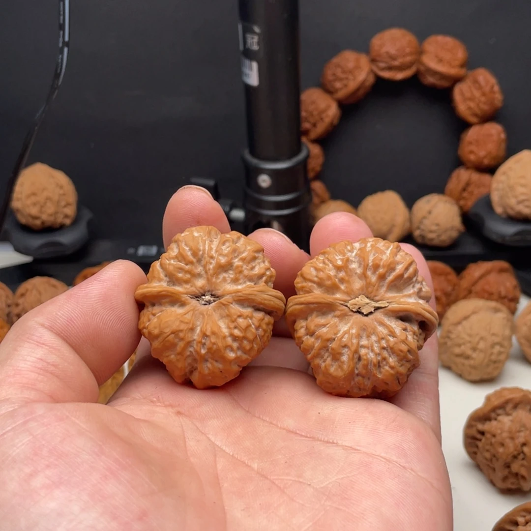 A***哥文玩核桃吊坠蛤蟆 39