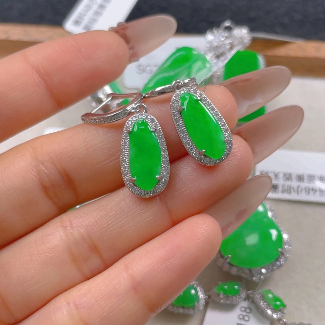 翡翠耳饰银S925镶嵌翡翠