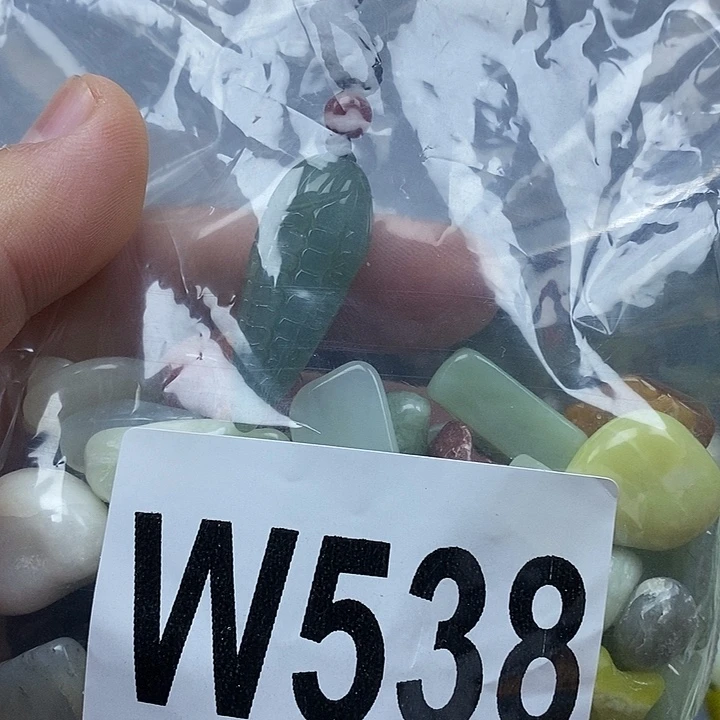 蛇纹石玉未镶嵌鱼缸石