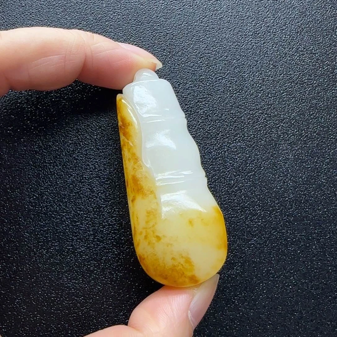 未镶嵌和田玉挂件