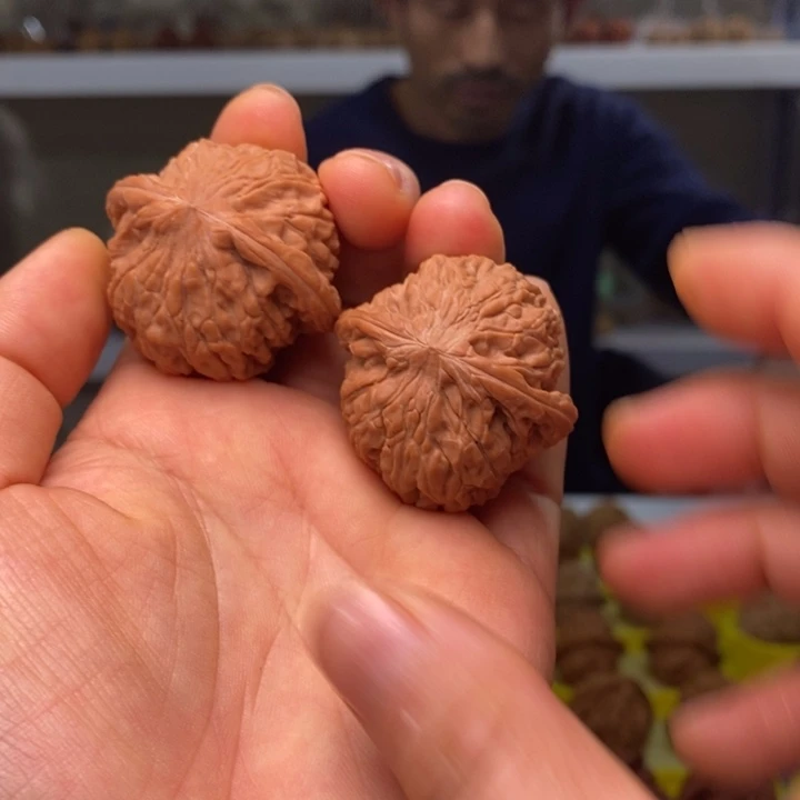 吊坠文玩核桃文玩核桃磨盘40～歪磨