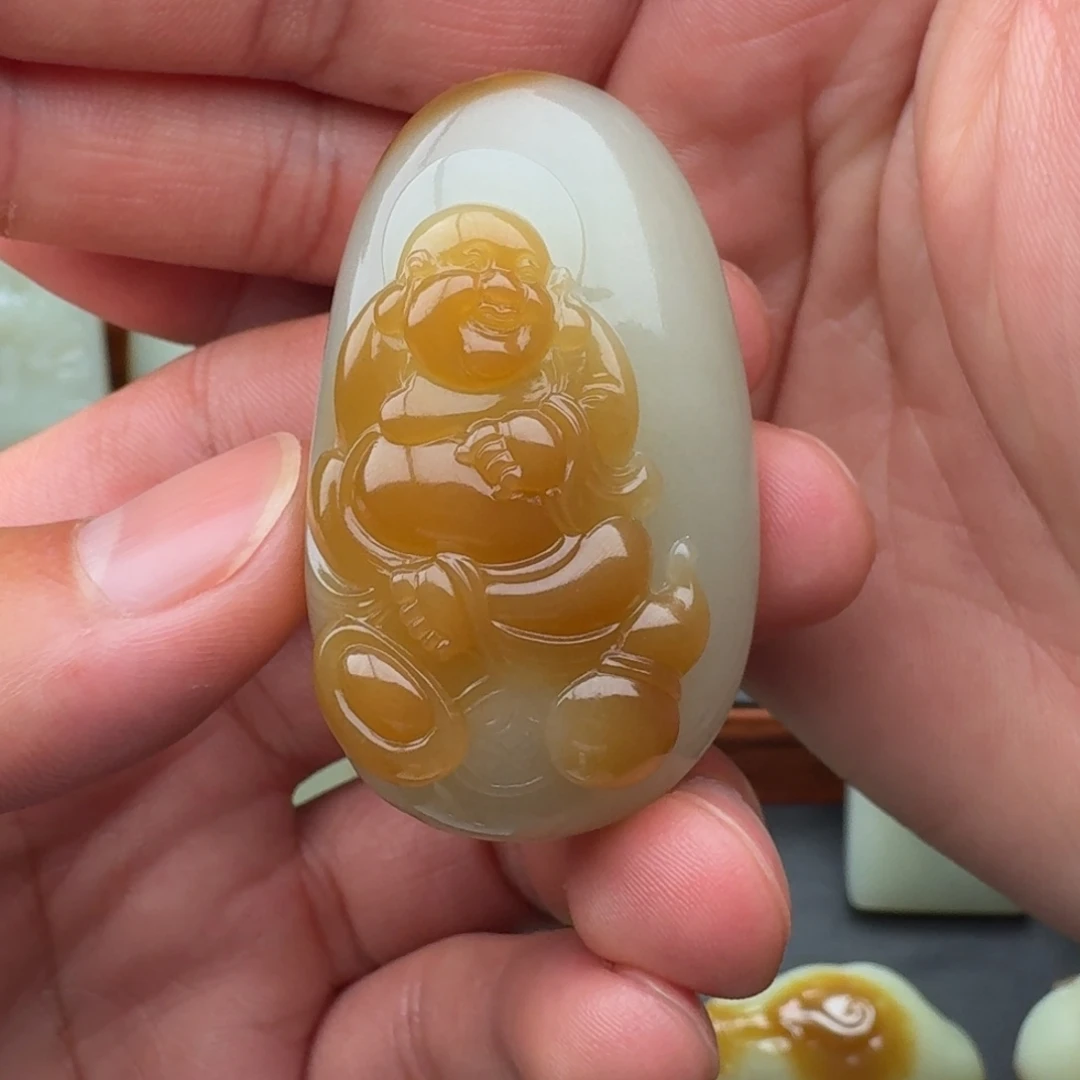 爱***爱定制和田玉飘糖佛公
