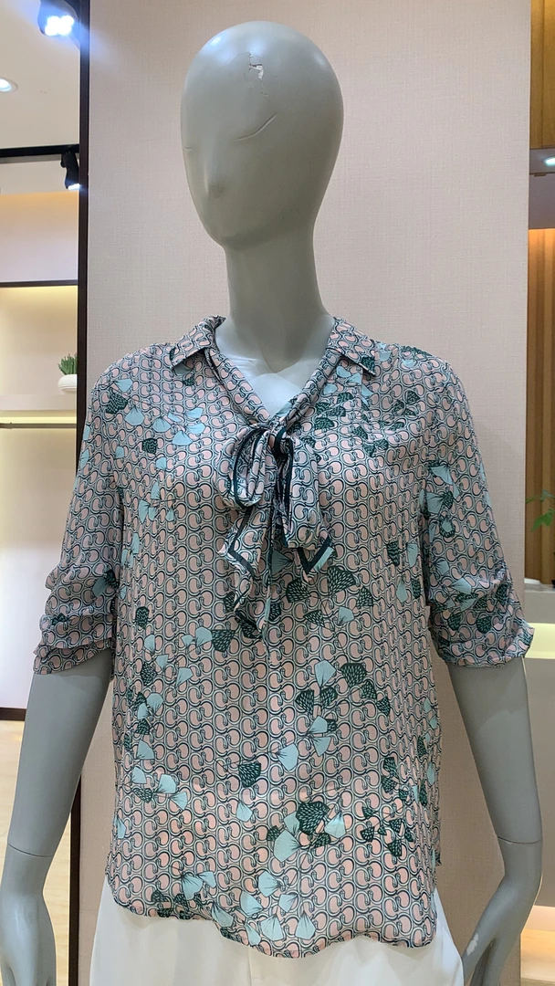 慕歌MUGE/翻领 带飘带  宽松型桑蚕丝上衣 826538