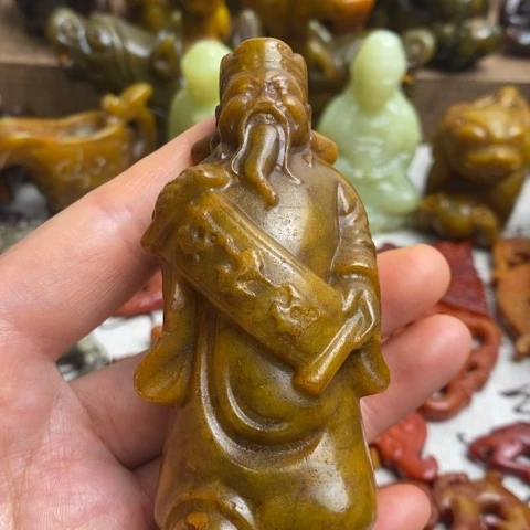 蛇纹石玉未镶嵌颈饰133
